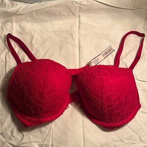 Victoria's Secret Dream Angels Red Lace Underwire Push Up Bra Women Size 34C EUC